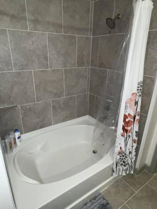 Downtown Living 1Br W/ Free Parking Garage Διαμέρισμα Χιούστον Εξωτερικό φωτογραφία