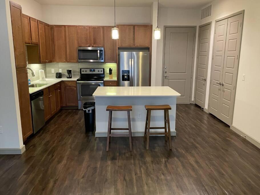 Downtown Living 1Br W/ Free Parking Garage Διαμέρισμα Χιούστον Εξωτερικό φωτογραφία