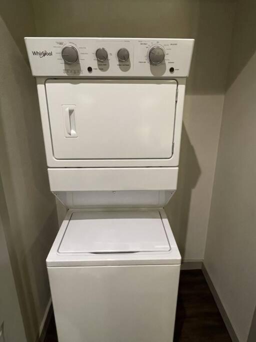 Downtown Living 1Br W/ Free Parking Garage Διαμέρισμα Χιούστον Εξωτερικό φωτογραφία